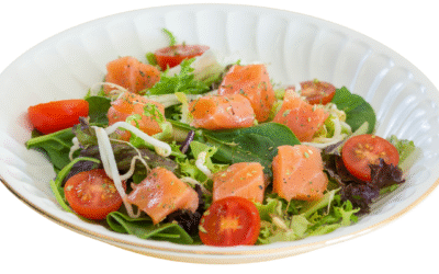 Lemon Garlic Salmon Salad